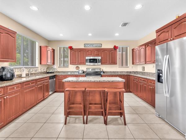 Sport Acres, 912 NW 204th St, Miami Gardens, Florida 33169, image 1