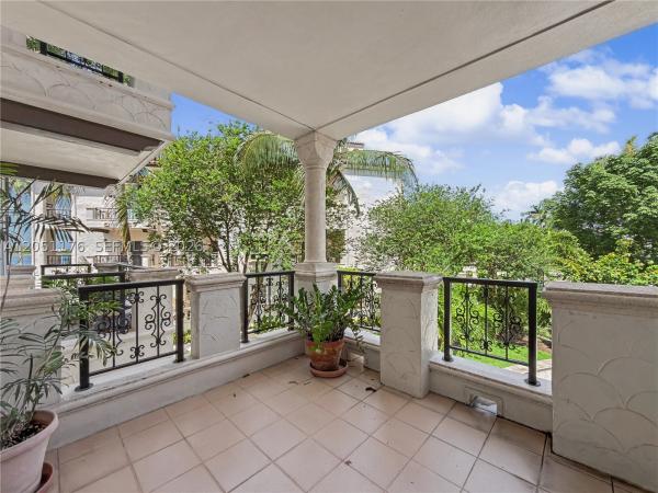 2124 Fisher Island Dr, Miami Beach, Florida 33109, image 2