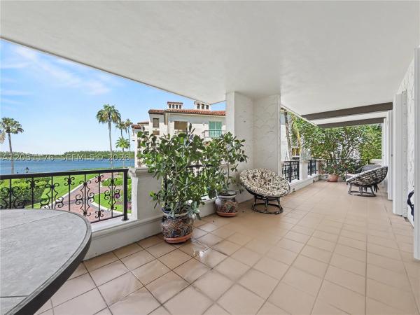 2124 Fisher Island Dr, Miami Beach, Florida 33109, image 1