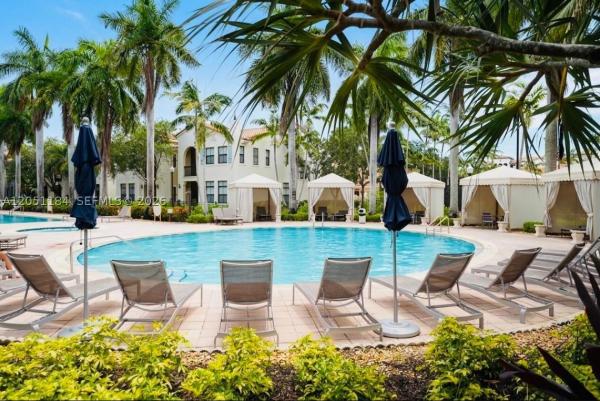 Artesia Courtyard Villas, Sunrise, Florida 33323, image 2