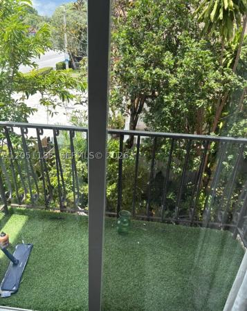 669 SW 37th Ave #208, Miami, Florida 33135, image 3