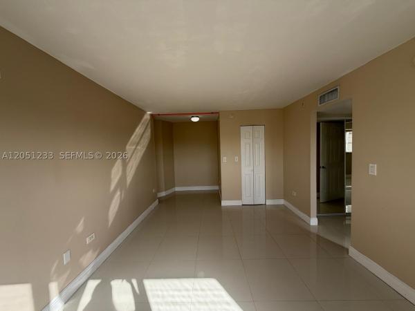 Octagon Towers, 1881 Washington Ave #6A, Miami Beach, Florida 33139, image 2