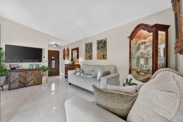 12422 SW 199th St, Unincorporated Dade County, Florida 33177, image 3