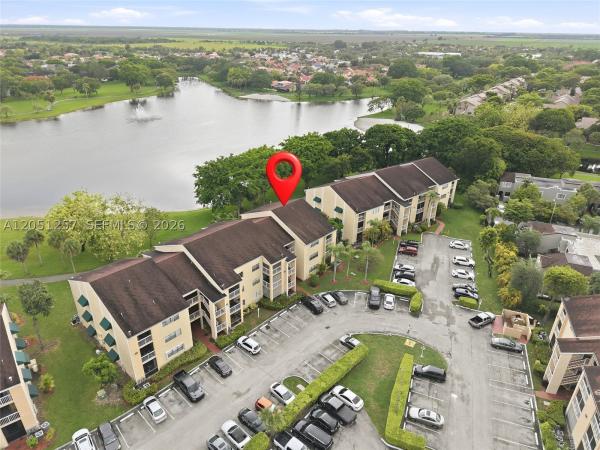 15330 SW 106th Ter #915, Unincorporated Dade County, Florida 33196, image 2