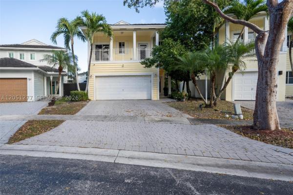 Emilios Place At Oasis, 357 NE 35th Ter, Homestead, Florida 33033, image 2