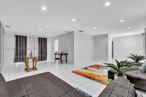 Miramar Park, 411 Wilma Cir, Riviera Beach, Florida 33404, image 3