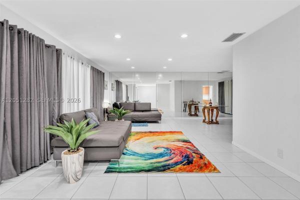 Miramar Park, 411 Wilma Cir, Riviera Beach, Florida 33404, image 2