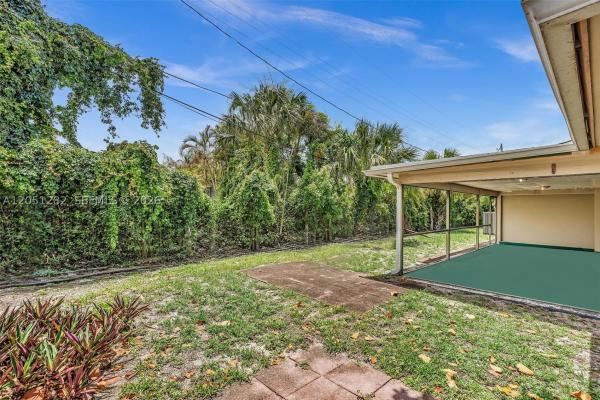 Miramar Park, 411 Wilma Cir, Riviera Beach, Florida 33404, image 2