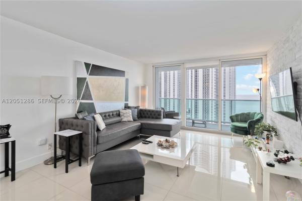 Arlen House East, 100 Bayview Dr #2014, Sunny Isles Beach, Florida 33160, image 1