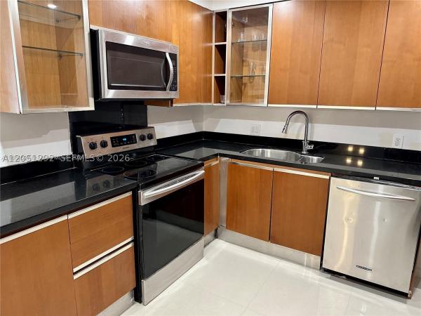 Admirals Port East, 2851 NE 183rd St #109E, Aventura, Florida 33160, image 3