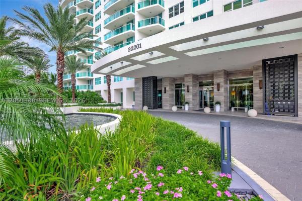 Hamptons South, 20201 E Country Club Dr #1502, Aventura, Florida 33180, image 3