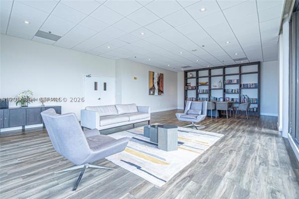 Waterview 1, 20505 E Country Club Dr #537, Aventura, Florida 33180, image 3