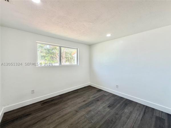 Hialeah Park, 685 SE Park Dr, Hialeah, Florida 33010, image 2