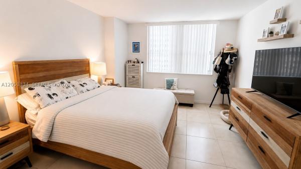 The Mark On Brickell, 1155 Brickell Bay Dr #2508, Miami, Florida 33131, image 1
