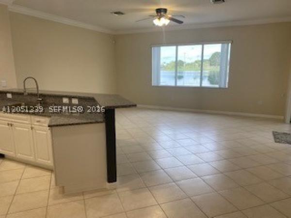 Silver Lakes, Miramar, Florida 33029, image 3