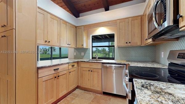 10251 SW 80th St, Unincorporated Dade County, Florida 33173, image 3