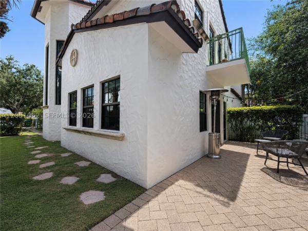 The Oaks At Hidden Harbour, 2908 Hidden Harbour Ct, Dania Beach, Florida 33312, image 1