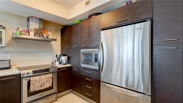 St Tropez On The Bay, 200 Sunny Isles Blvd #2-801, Sunny Isles Beach, Florida 33160, image 3