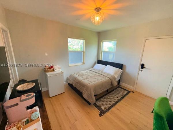 Miami Springs No HOA, 201 Flagler Dr, Miami Springs, Florida 33166, image 2
