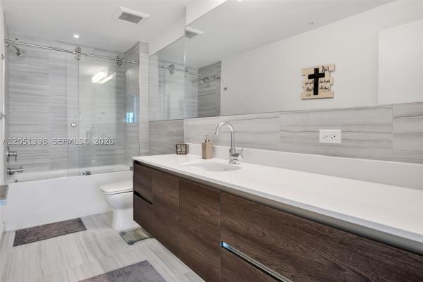 Merrick Manor, 301 Altara Ave #824, Coral Gables, Florida 33146, image 2