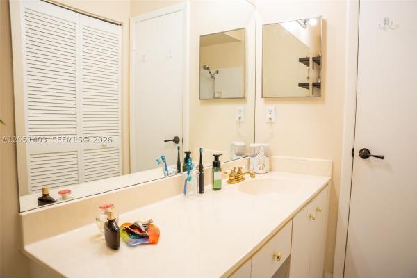 Cache, 8723 Forest Hills Blvd, Coral Springs, Florida 33065, image 1
