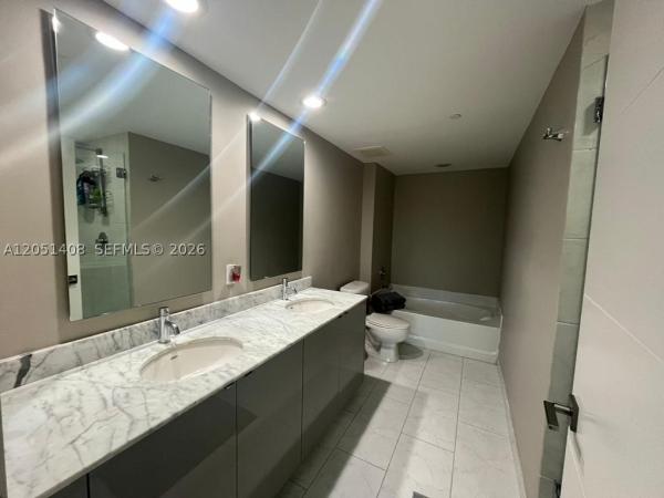 The Plaza On Brickell West, 951 Brickell Ave #1706, Miami, Florida 33131, image 2