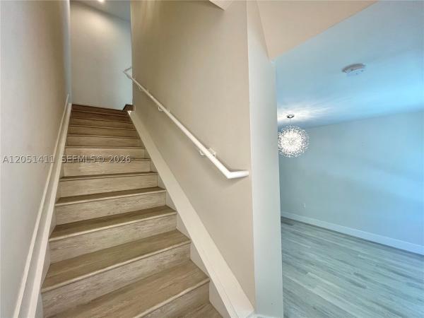 2535 NE 193rd St #3212, Unincorporated Dade County, Florida 33180, image 2
