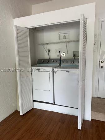 Courtyard At The Grove, Weston, Florida 33332, image 2