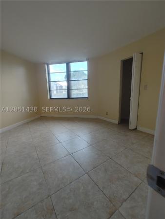 Lake Pointe, 212 Lake Pointe Dr #112, Oakland Park, Florida 33309, image 2
