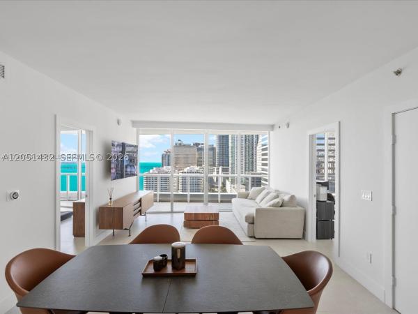 Icon Brickell Tower 2, 495 Brickell Ave #2305, Miami, Florida 33131, image 1
