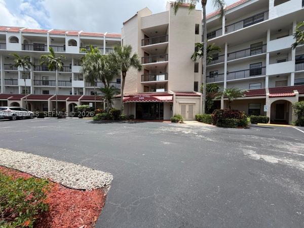 Lakes Of Environ, 3485 Environ Blvd #C308, Lauderhill, Florida 33319, image 3