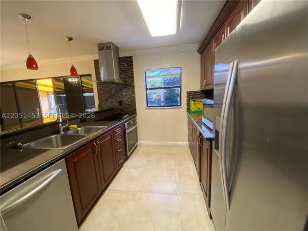Loch Lomond East, 16100 Kilmarnock Dr, Miami Lakes, Florida 33014, image 1
