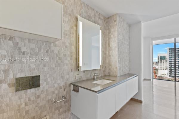 Reach Brickell City Centre, 68 SE 6th St #1706, Miami, Florida 33131, image 2