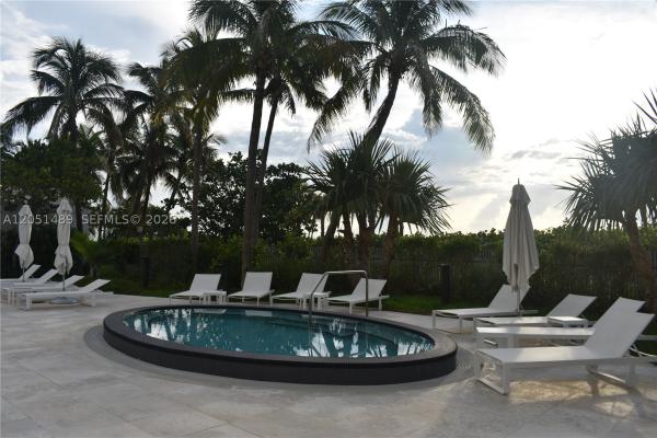 Akoya, 6365 Collins Ave #1211, Miami Beach, Florida 33141, image 2