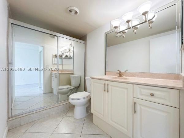 3800 S Ocean Dr #1112A, Hallandale Beach, Florida 33019, image 2