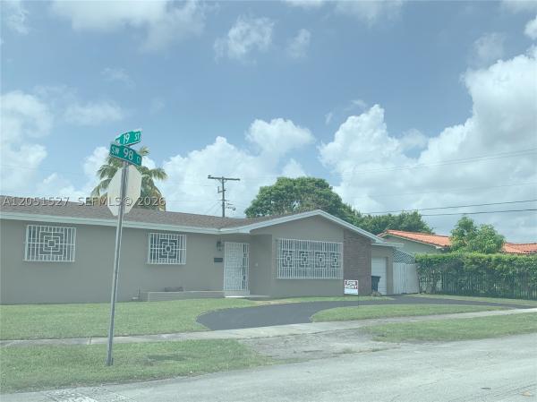 1820 SW 98th Ct #N/A, Unincorporated Dade County, Florida 33165, image 2