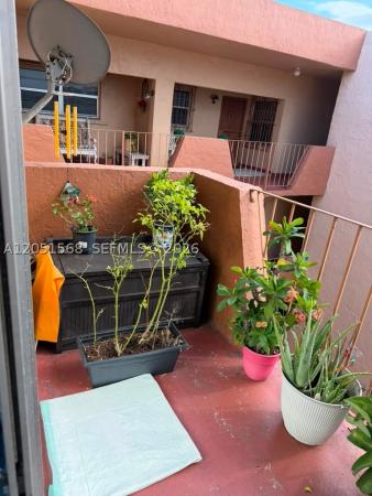 Silver Spring Tower, 1630 W 46th St #504C, Hialeah, Florida 33012, image 1