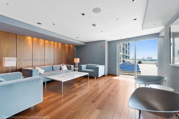 One Miami East, 335 S Biscayne Blvd #1600, Miami, Florida 33131, image 3