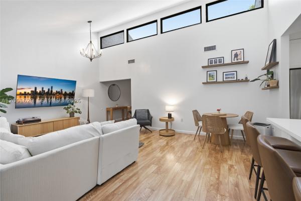 East Lakes Townhomes, 1630 NW 98th Ter, Pembroke Pines, Florida 33024, image 3