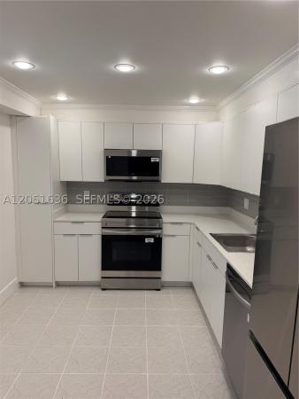 Cypress Estates At Palm-Aire, 4007 N Cypress Dr #203, Pompano Beach, Florida 33069, image 3