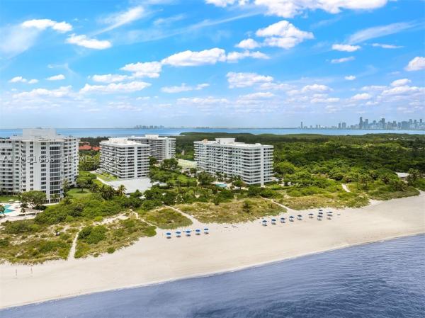 Commodore Club South, 199 Ocean Lane Dr #801, Key Biscayne, Florida 33149, image 2