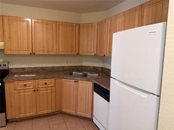 Villa Madrid 1, 10701 Royal Palm Blvd #2, Coral Springs, Florida 33065, image 3