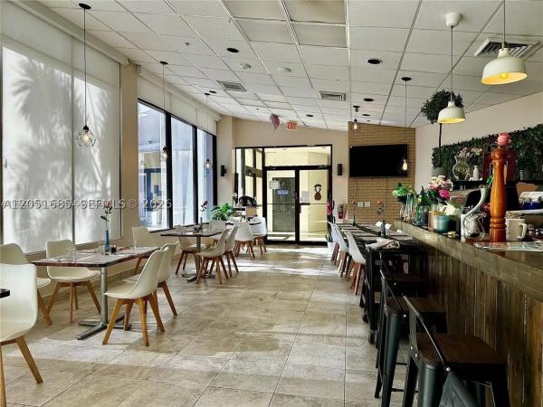 Arlen House East, 100 Bayview Dr #310, Sunny Isles Beach, Florida 33160, image 1