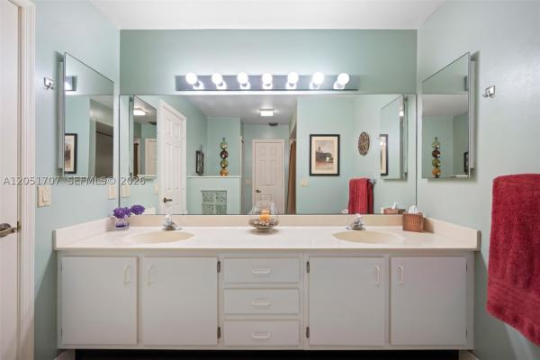 Hawkes Bluff, 5521 Hawkes Bluff Ave, Davie, Florida 33331, image 3