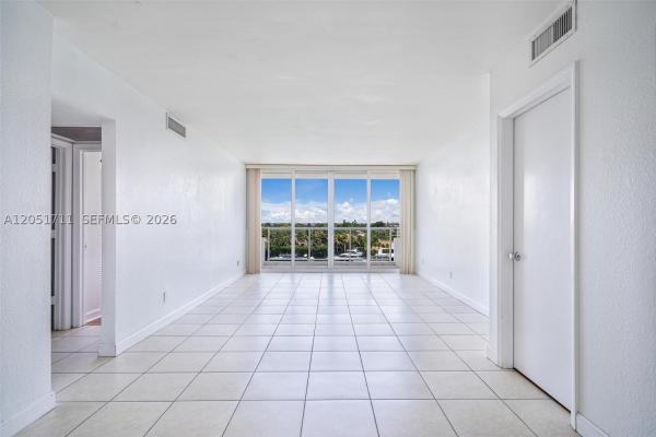 5600 Collins, 5600 Collins Ave #7J, Miami Beach, Florida 33140, image 1