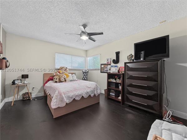 9720 E Calusa Club Dr, Unincorporated Dade County, Florida 33186, image 2