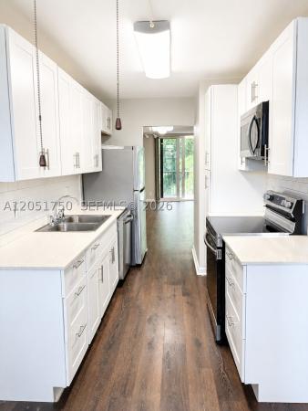 Coronado At Jacaranda, 250 Jacaranda Dr #302, Plantation, Florida 33324, image 3