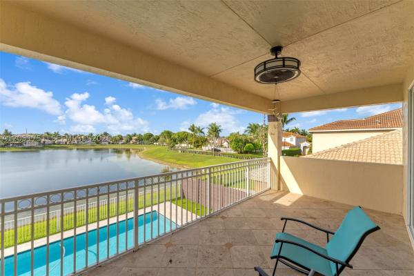 16237 SW 44th Ter, Unincorporated Dade County, Florida 33185, image 3