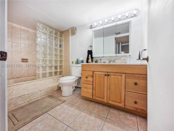 Country Club Village, 16200 Golf Club Rd #109, Weston, Florida 33326, image 3