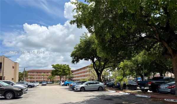 Country Lane, 17000 NW 67th Ave #130, Hialeah, Florida 33015, image 2